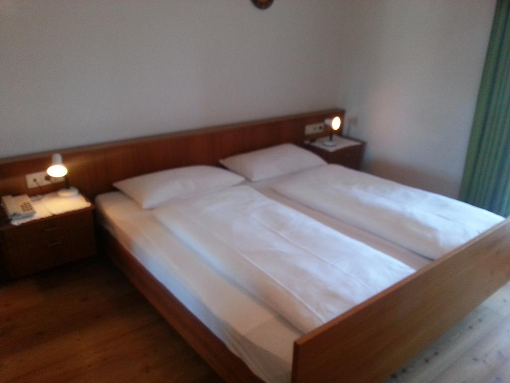 Pension Panorama Monguelfo-Tesido / Welsberg-Taisten Room photo
